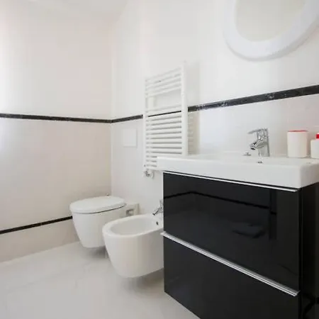 Holiday home Delfino Superior Viareggio